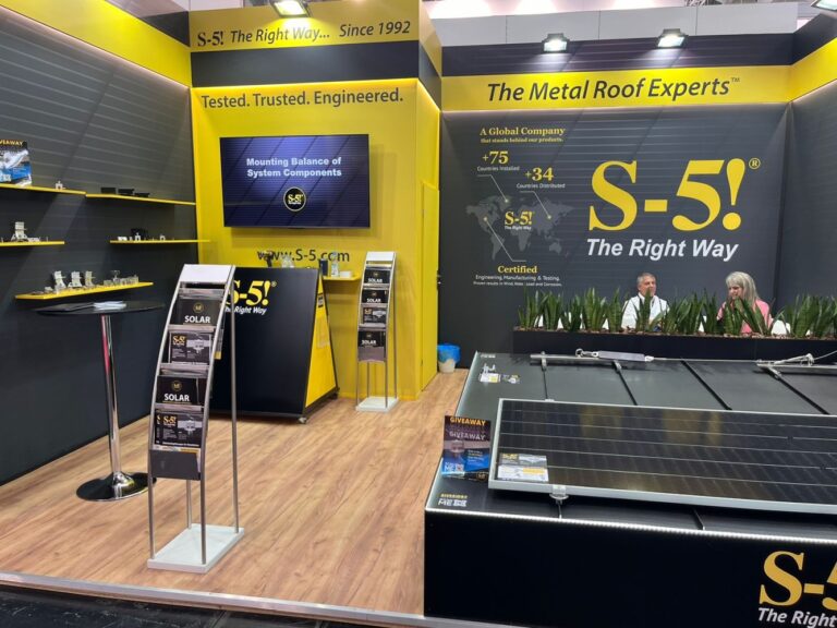 S-5! 36 m² Exhibition Stand at Intersolar