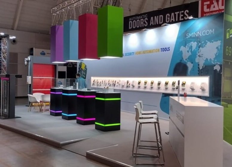 Sminn 98 m² Messestand auf der R+T