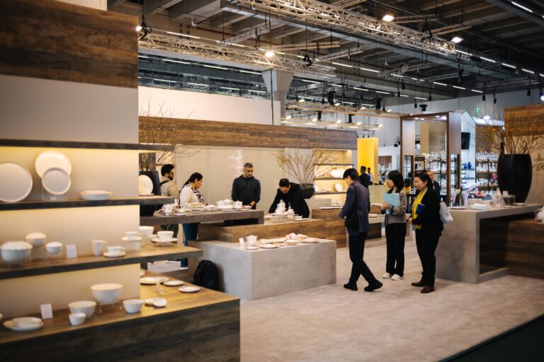 Royal Porcelain 120 m² individueller Messestand auf der Ambiente
