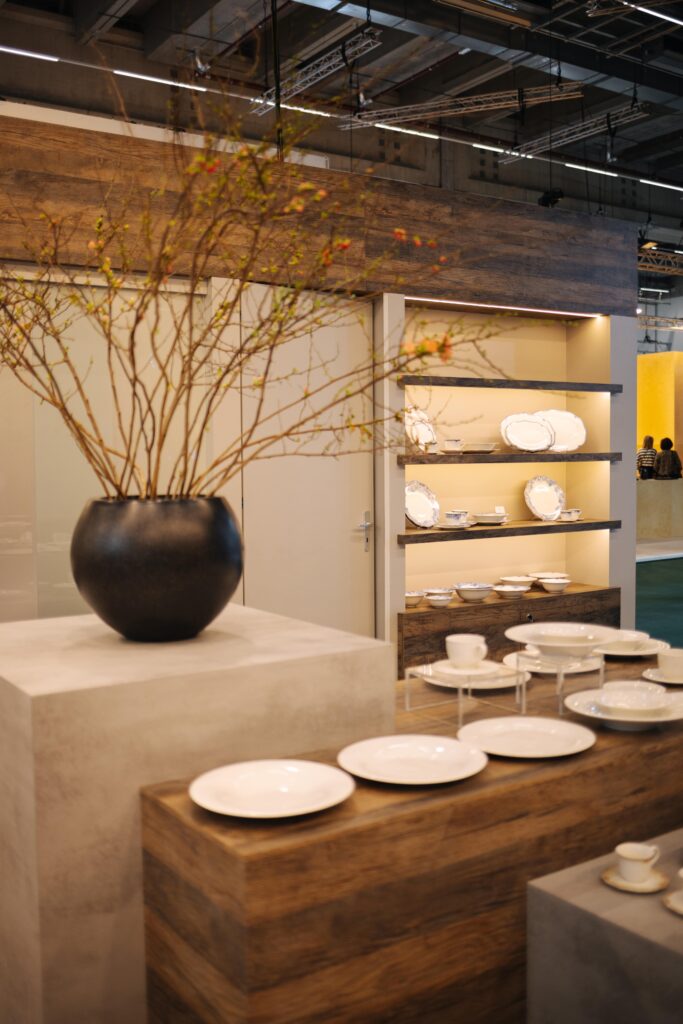 Royal Porcelain 120 m² individueller Messestand auf der Ambiente