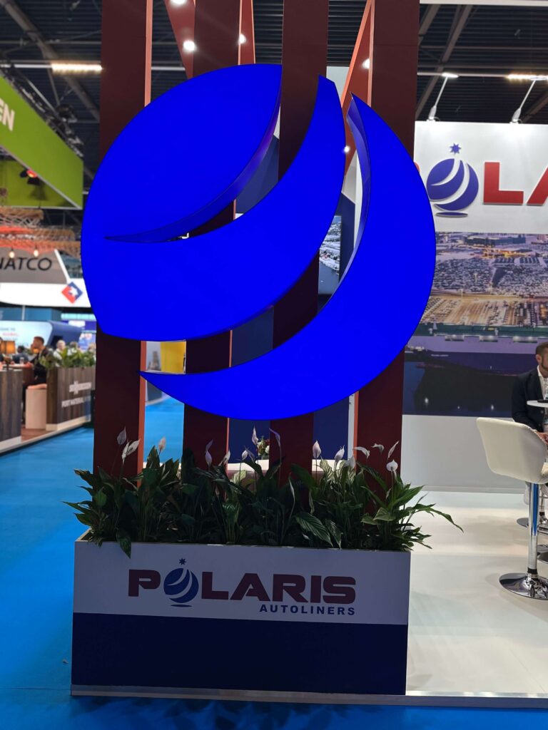 Polaris Autoliners 24 m² individueller Messestand auf der BreakBulk