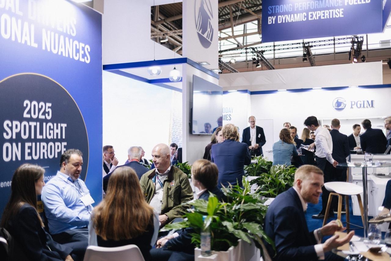 PGIM Real Estate 72 m² Messestand auf der Expo Real München