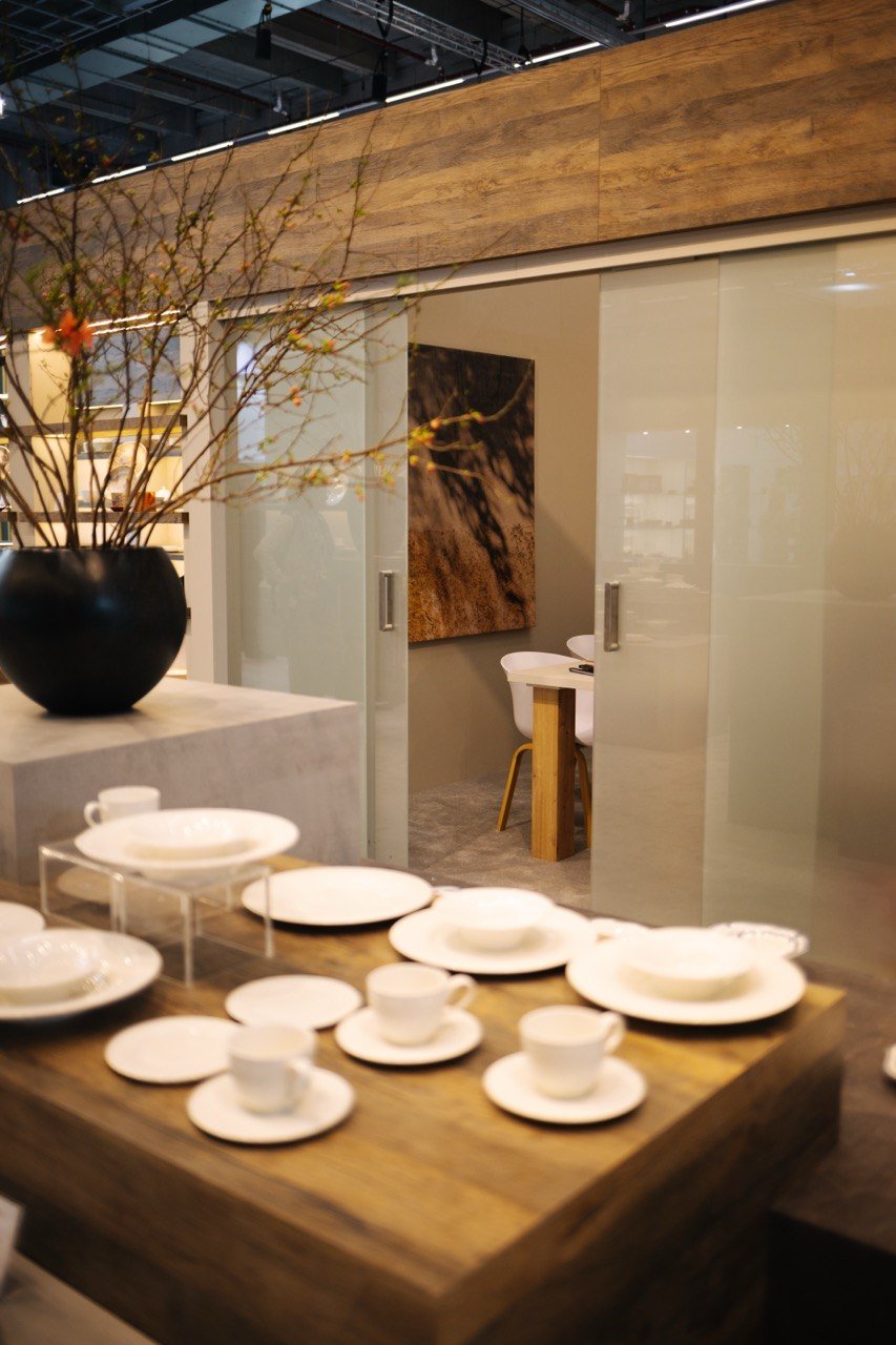 Royal Porcelain 120 m² Messestand auf der Ambiente